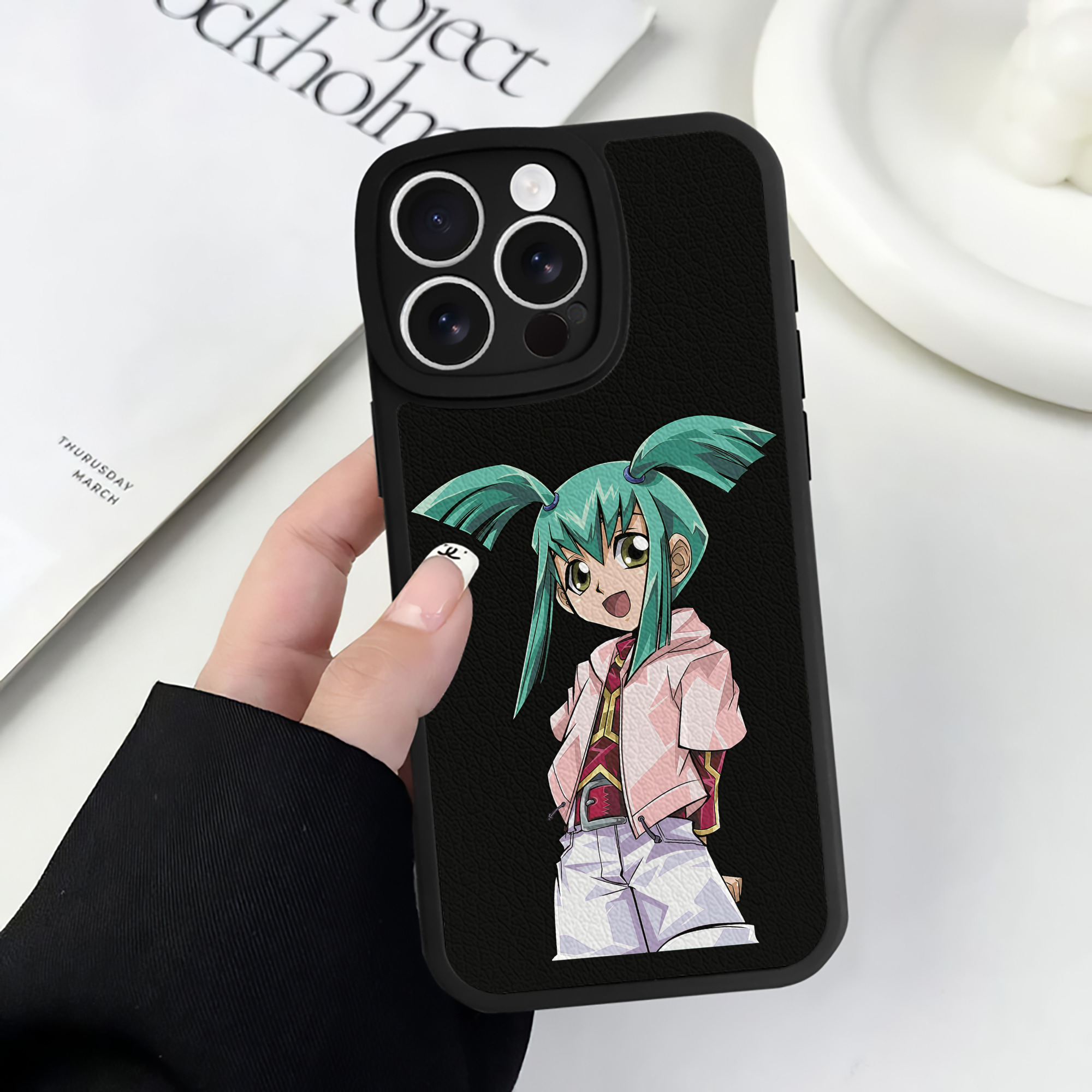 遊☆戯☆王 Yu-Gi-Oh! 【iPhone 16シリーズ対応】シリコンスマホケース（レザー調） 材質：シリコン